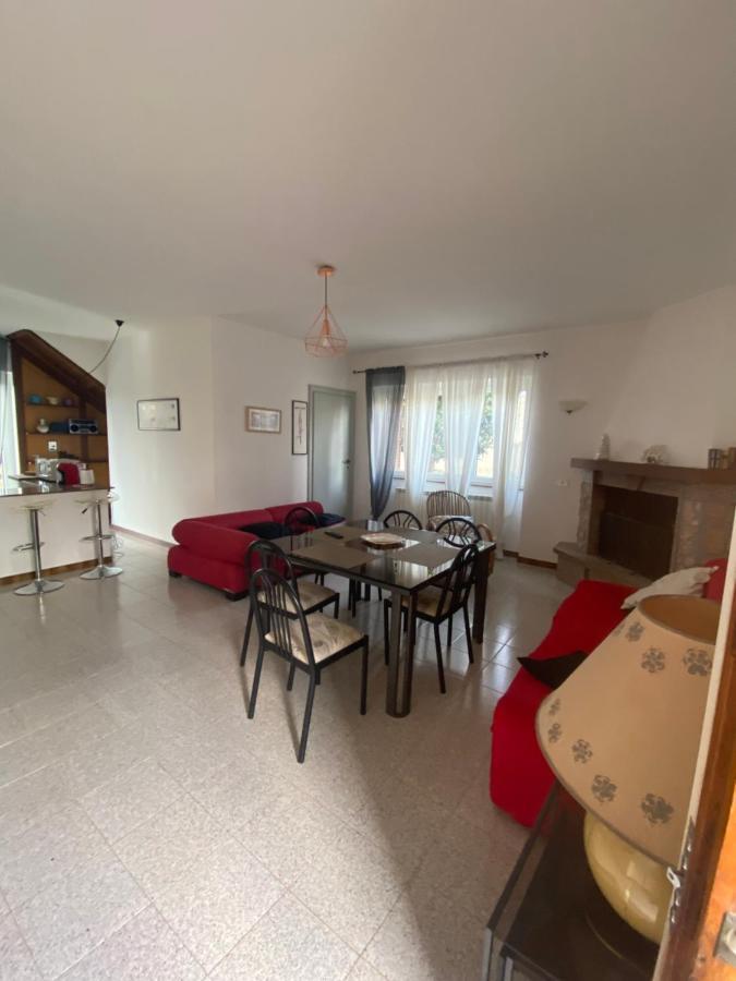 La Casa Di Iole Apartamento Cogna Exterior foto