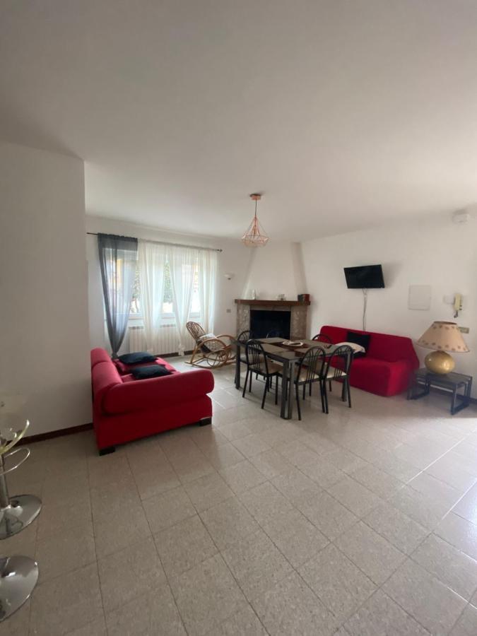 La Casa Di Iole Apartamento Cogna Exterior foto